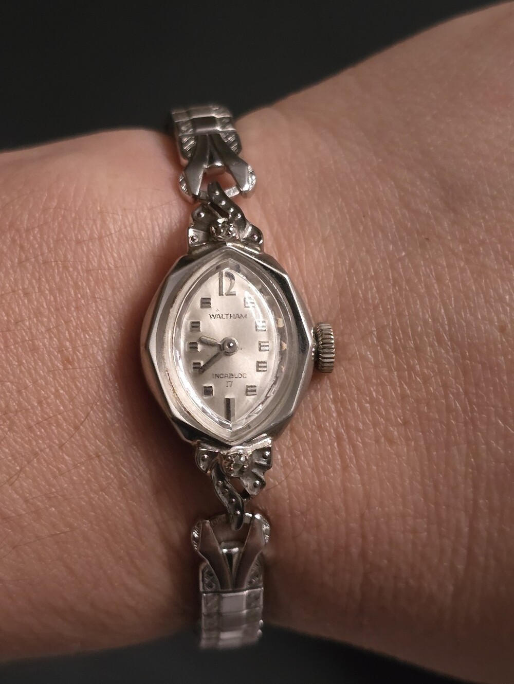 Waltham Uncabloc 17-jewel Wristwatch 10k RGP
